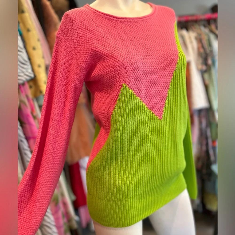Funky Graph Sweater - Picture 10 of 12